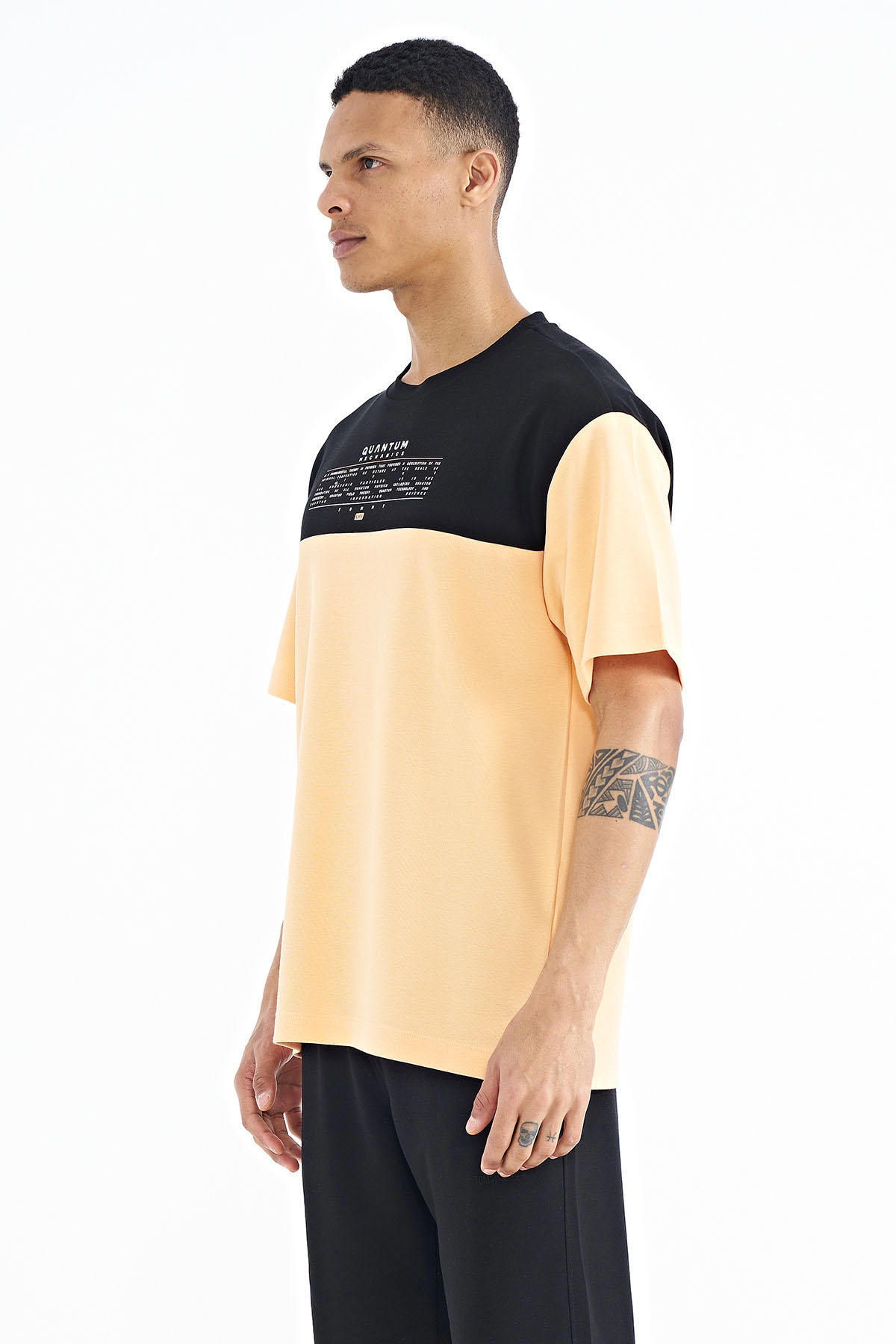 Kavun Içi Renk Geçişli Baskı Detaylı O Yaka Oversize Erkek T shirt