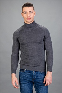 Tudors Slim Fit Dar Kesim Tam Balıkçı Yaka Düz Erk