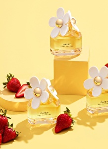 Marc Jacobs Daisy EDT Çiçeksi Kadin Parfüm 100 ml  