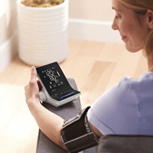 Braun BUA6150 Üst Kol Tansiyon Ölçer - Siyah