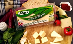 Tam Yağlı Taze Kaşar Peyniri Blok 700gr