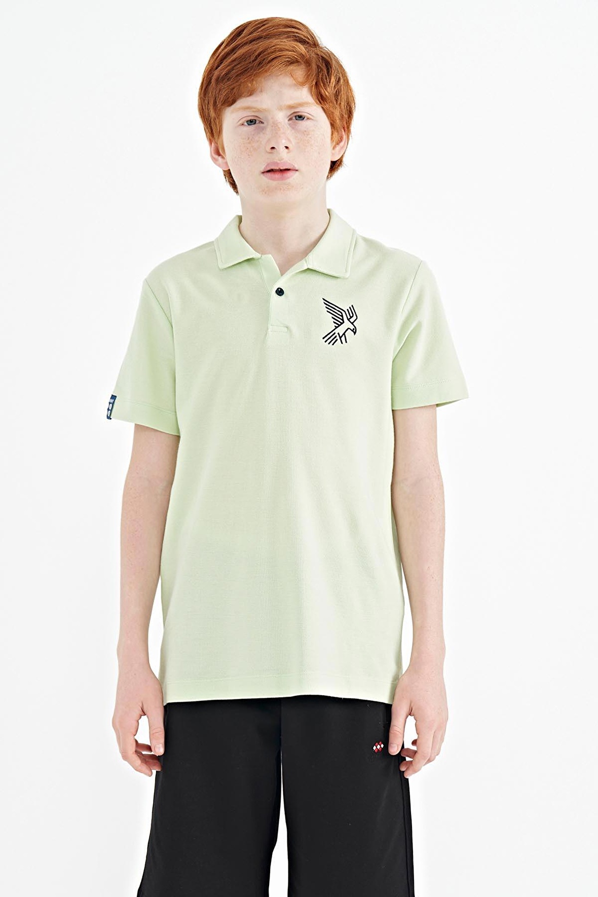 Açık Yeşil Minimal Nakış Detaylı Standart Kalıp Polo Yaka Erkek Çocuk T-Shirt - 11084