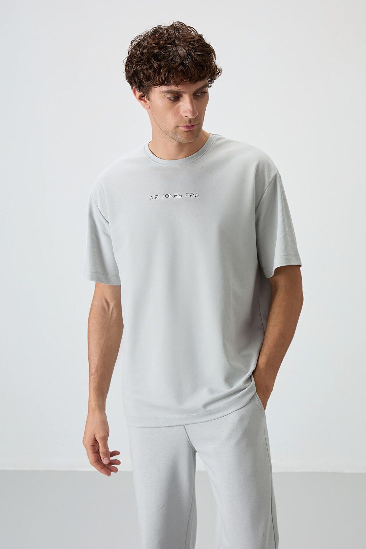 Taş Pamuklu Kalın Yüzeyi Dokulu Oversize Fit  Baskılı Erkek T-Shirt - 88364