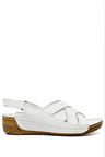 BEYAZ Gön Hakiki Deri Kadın Dolgu Taban Sandalet 42310