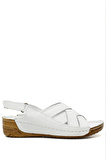 BEYAZ Gön Hakiki Deri Kadın Dolgu Taban Sandalet 42310