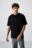 Siyah Pamuklu Kalın Yüzeyi Dokulu Oversize Fit  Baskılı Erkek T-Shirt - 88368