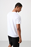 Beyaz Polyester Nefes Alan Dokulu İnce Esnek Standart Fit Erkek Performans T-Shirt - 88385