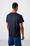 Lacivert Polyester Nefes Alan Dokulu İnce Esnek Standart Fit Erkek Performans T-Shirt - 88385