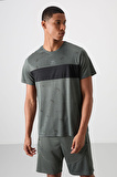 Haki Polyester Nefes Alan Jakarlı İnce Esnek Standart Fit Erkek Performans T-Shirt - 88398