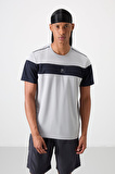 Gri Polyester Nefes Alan Dokulu İnce Esnek Standart Fit Erkek Performans T-Shirt - 88396