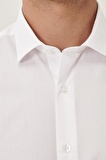 Erkek Beyaz Ütülemesi Kolay Slim Fit Dar Kesim Klasik Yaka Pamuklu Gömlek