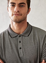 Erkek Siyah Kıvrılmaz Polo Yaka Cepsiz Slim Fit Dar Kesim Düz Tişört