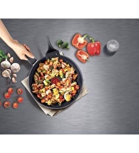 Tefal Titanium 2X XL Force 24 cm Yanmaz/Yapışmaz Titanyum Tava