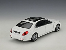 Welly Mercedes S-class 1 24 Beyaz Model Araba