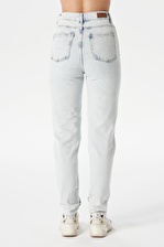 Ariana Açık Mavi Yüksek Bel Yıpratmalı Mom Fit Fermuarlı Jean Pantolon C 4525-068