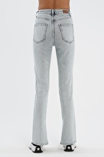 Asit Yıkamalı Açık Mavi Slim Straight Paçası Yırtmaçlı Jean Pantolon C 4556-008