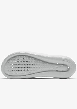 Nike Victori One Shower Swoosh Gri Spor Terlik 