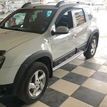 Dacia duster dodik ve kapı koruma çamurluk kaplama plastik 2010-2018 Arası modeller