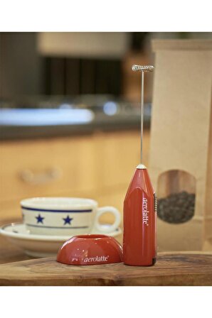Aerolatte Orijinal Buharsız Kahve & Süt Köpürtücü, Standlı Kırmızı