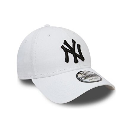 New Era League Basic 9FORTY New York Yankees Beyzbol Şapkası Beyaz 10745455