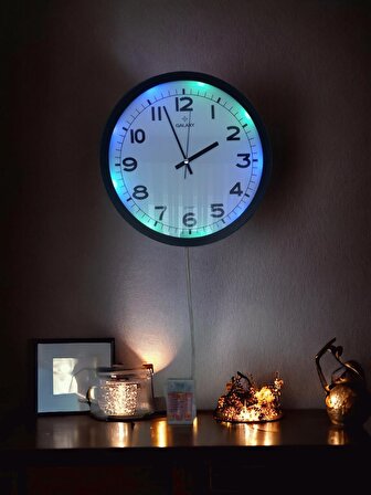 Kumandalı Ledli Işıklı Duvar Saati Gece Lambası Aplik 29 cm Plastik Siyah