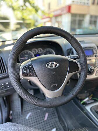 Hyundai i30 Araca Özel Direksiyon Kılıfı 