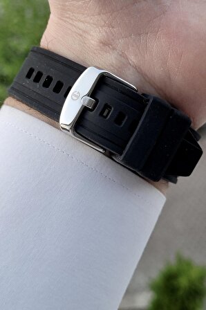David Guner DGISTE32 Kasası Gümüş Kordonu Siyah Renk İç Göstergeleri Aktif Fonksiyonlu Silikon Kordon Erkek Kol Saati