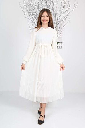 Kız Çocuk Uzun Boydan Pliseli Şifon Beyaz Tesettür Elbise