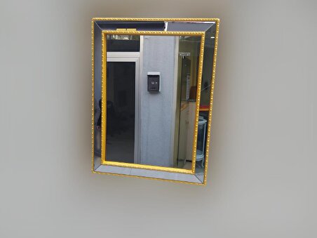 AYNA-Dresuar HAYAL MODEL Parlak Gold Renk  Kayın torna Kutu içinde sevk El Yapım