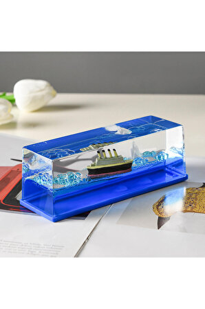 Mavi Su Akvaryum Şişe Şeklinde Batmayan Titanik Gemi