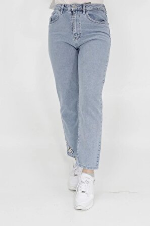Puane Paçası Taş Detaylı Mom Jeans Pantolon