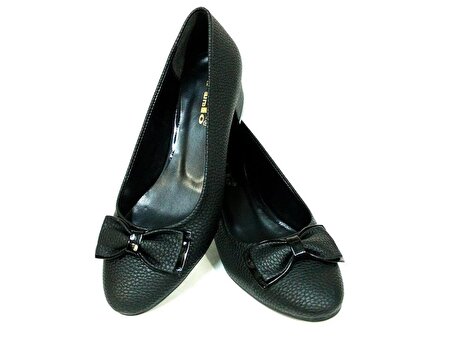 Punto Siyah Fiyonklu Topuklu Ayakkabı