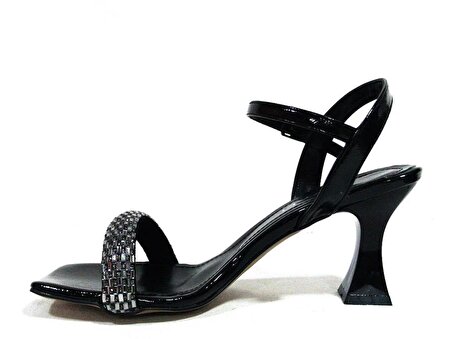 Kırcalı Siyah Gümüş Tek Bant Sandalet Topuklu Ayakkabı