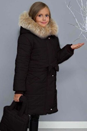 Kız Çocuk Kapüşonu Peluş Detaylı Çantalı Siyah Şişme Mont