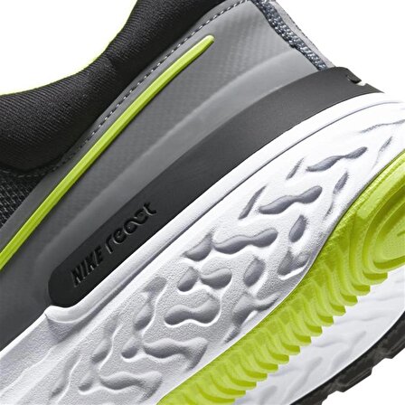 Nike React Miler 2 Erkek Siyah Koşu Ayakkabısı CW7121-002