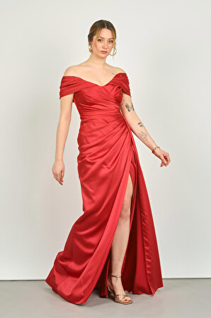 Saygın Kadın Prenses Yaka Yandan Kuyruklu Derin Yırtmaçlı Abiye Elbise 3480 Kırmızı