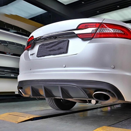 Oled Garaj Jaguar XF Serisi 2011-2015 İçin XFR Body Kit