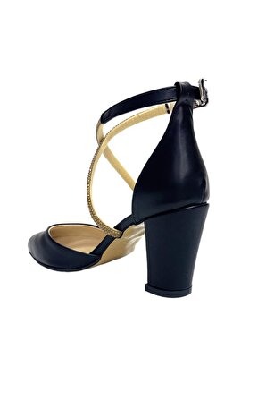 Siyah-Altın Klasik 8 Cm Topuklu Ayakkabı