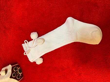 Mady Aksesuar Beyaz Ponponlu Kız Çocuk Dizaltı Çorap File Çorap 3-4 Yaş