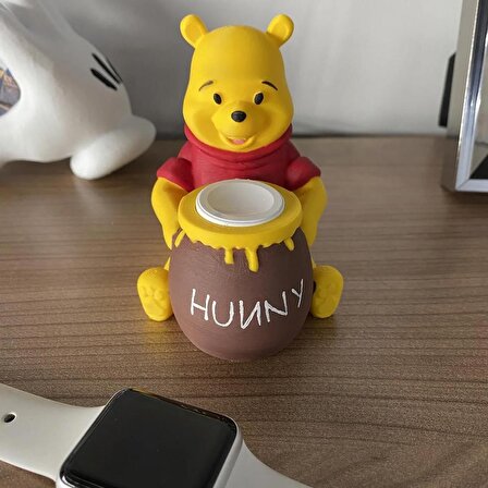 Apple Watch Stand Winnie The Pooh El Boyaması Figür Sevimli Ayı Akıllı Saat Stand Uyumlu