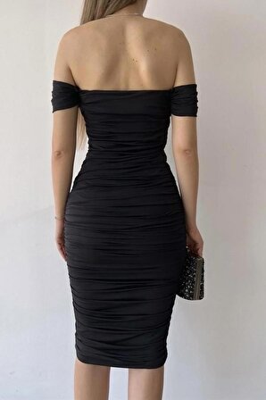 siyah elbise kısa kollu madonna yaka piliseli sandy kumaş