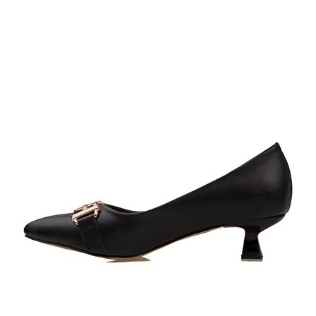 M2S Siyah Fındık Topuk Kadın Klasik Ayakkabı