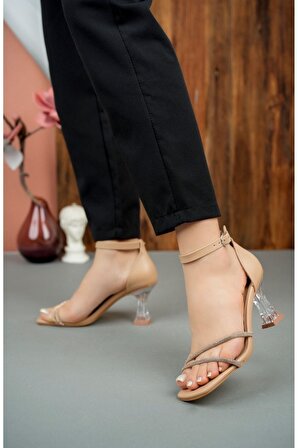 Steve Taşlı Şeffaf Topuklu Mat Deri Kadın Ayakkabı