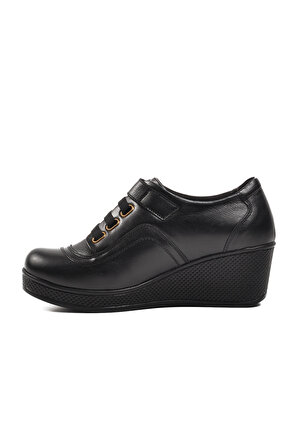 Ayakmod 25821-1 Siyah Hakiki Deri Kadın Dolgu Topuk Ayakkabı