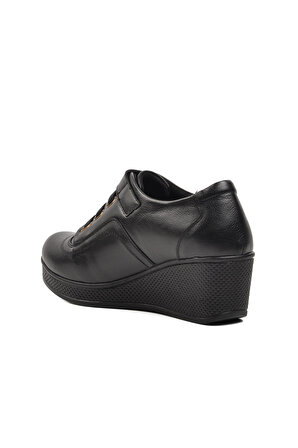 Ayakmod 25821-1 Siyah Hakiki Deri Kadın Dolgu Topuk Ayakkabı