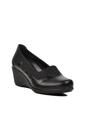 Ayakmod 651501 Siyah Kadın Dolgu Topuk Günlük Ayakkabı