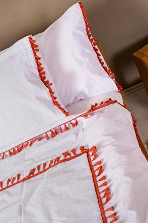 Vivamaison Kırmızı Ponponlu Beyaz Yüzde Yüz Pamuk Tek Kişilik Nevresim Yastık Seti 160x220 cm