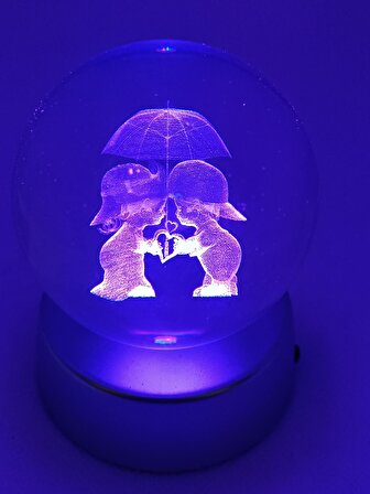 3D Sevgili Çift Işıklı Cam Küre