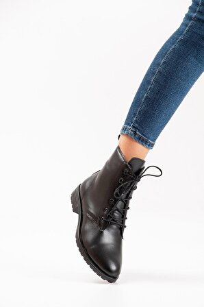 Günlük Kadın Siyah Deri Bot Bootie Yuvarlak Burun Fermuarlı ve Bağcıklı Kısa Topuklu Ayakkabı  265