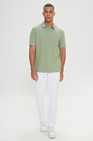 Erkek Çekmeyen Pamuklu Kumaş Regular Fit Geniş Kesim Yeşil Kıvrılmaz Polo Yaka Cepli Tişört